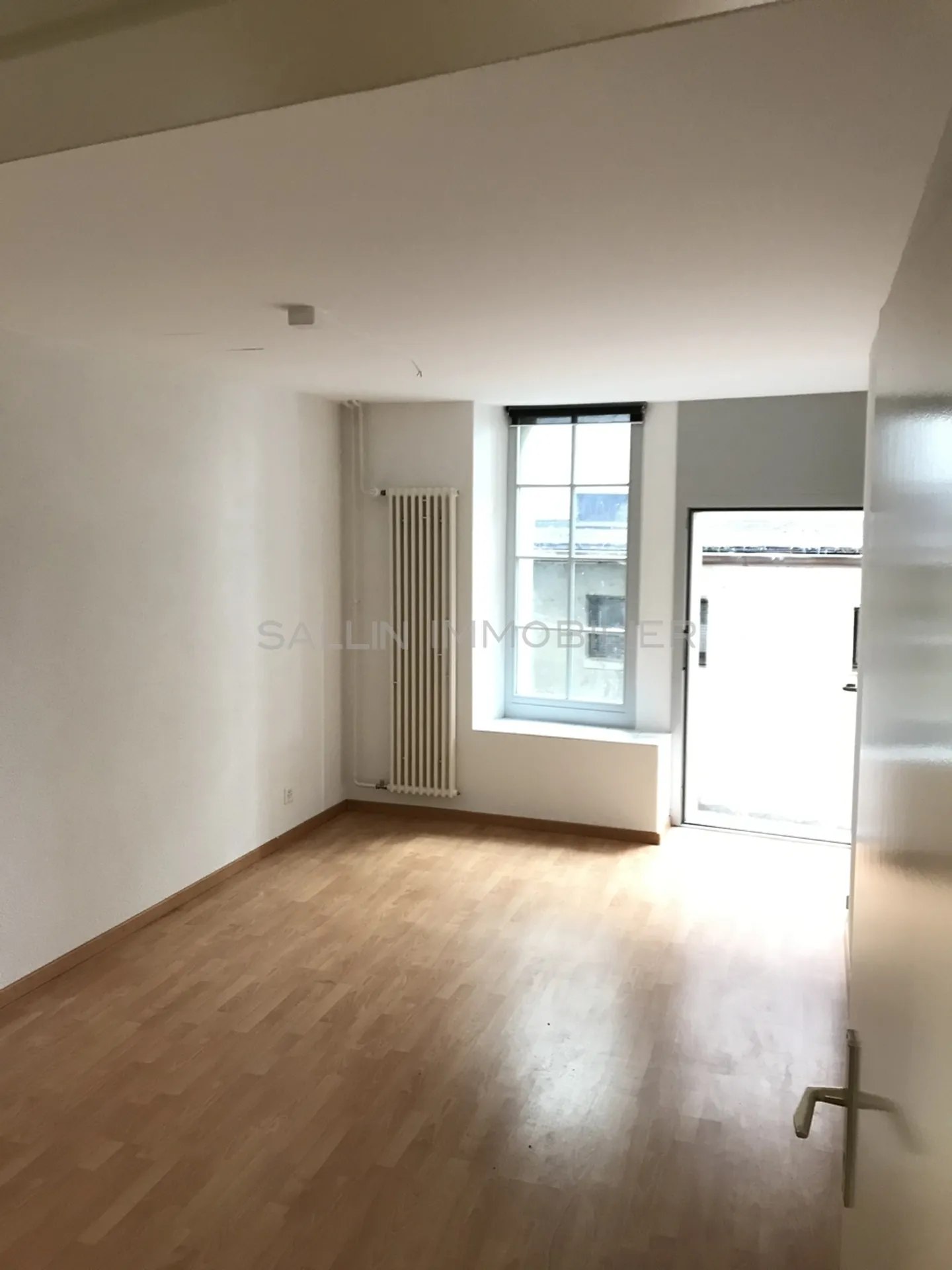 AFFASCINANTE APPARTAMENTO 2 STANZE IN GRAND-RUE - Foto 4 di 6