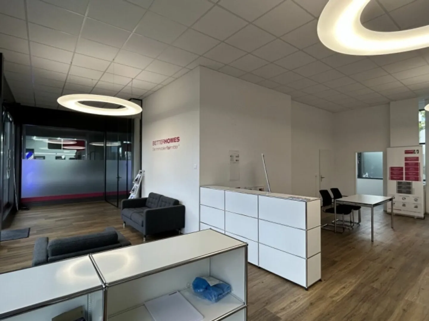 Negozio / Ufficio al piano terra con grande vetrina - Foto 3 di 5