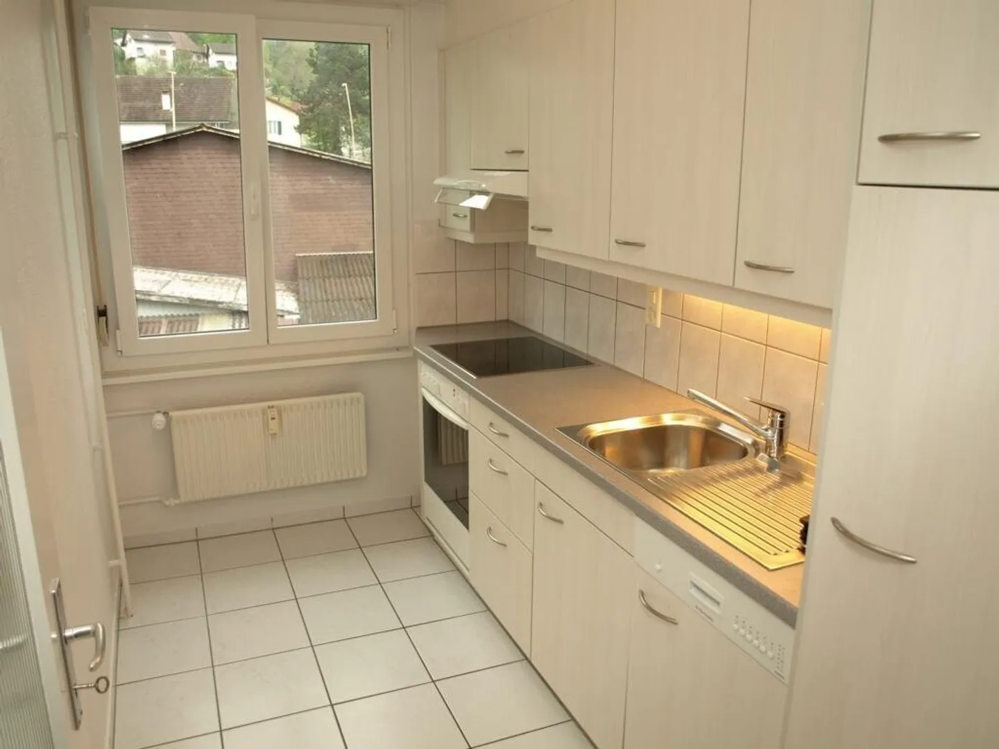 3.5-room apartment on the 2nd floor with 69 m² - Photo 3 of 12