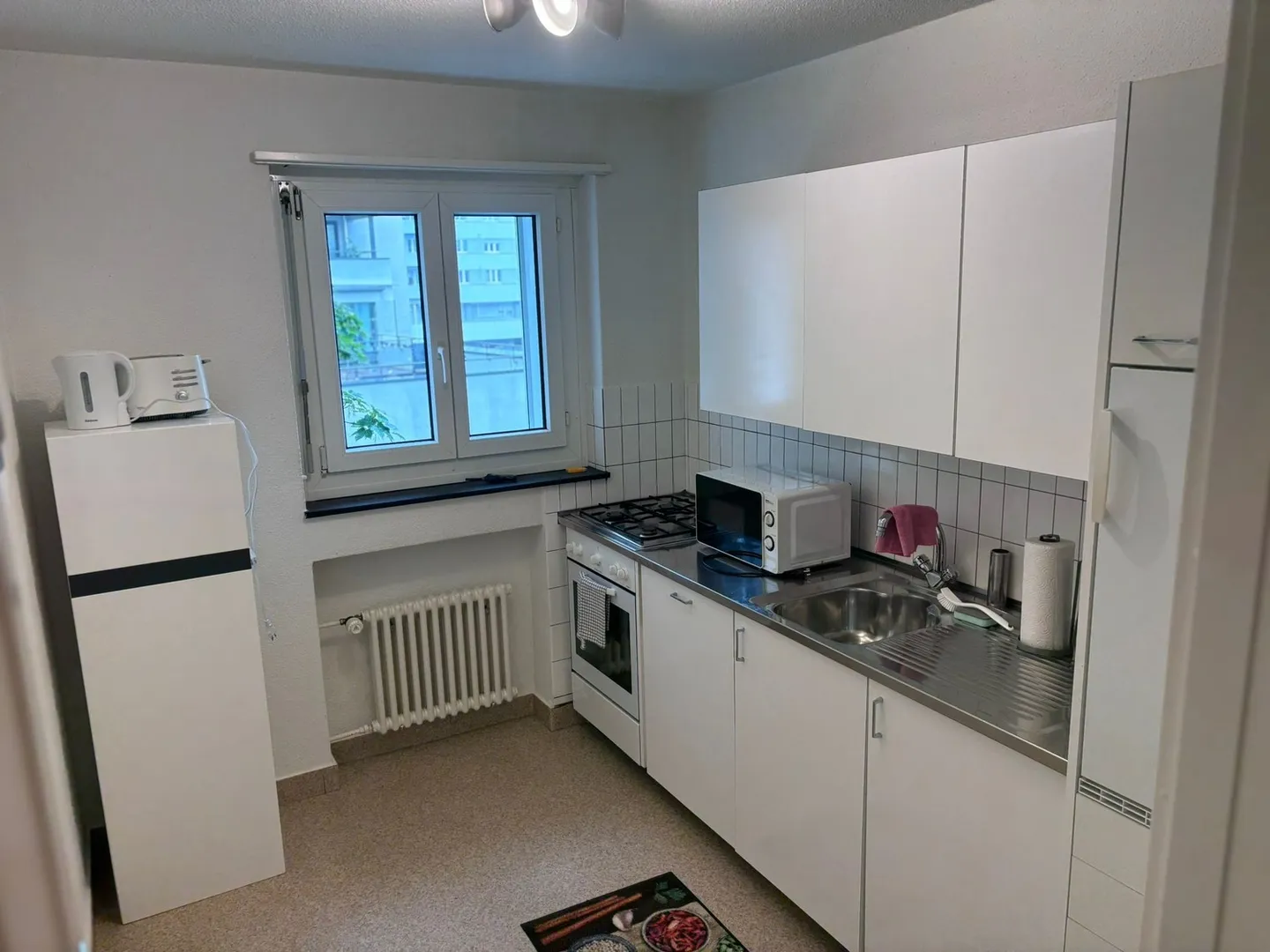 Appartement entièrement meublé de 2,5 pièces à Dübendorf – Zone 121 - Photo 4 sur 6