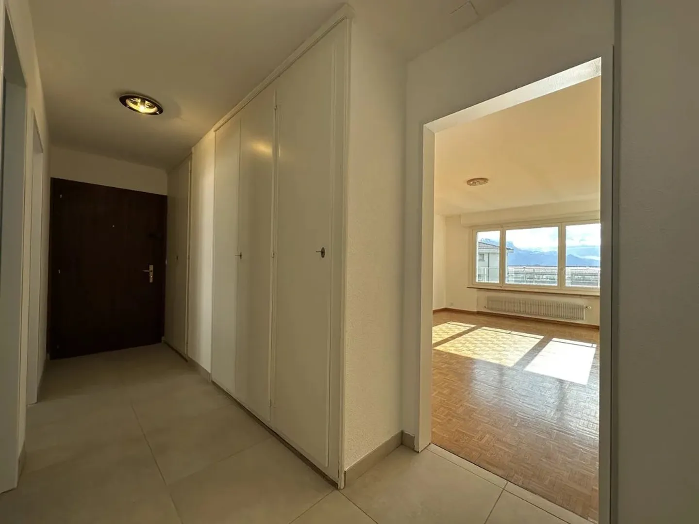 Charmantes Apartment mit Balkon - Foto 6 von 9