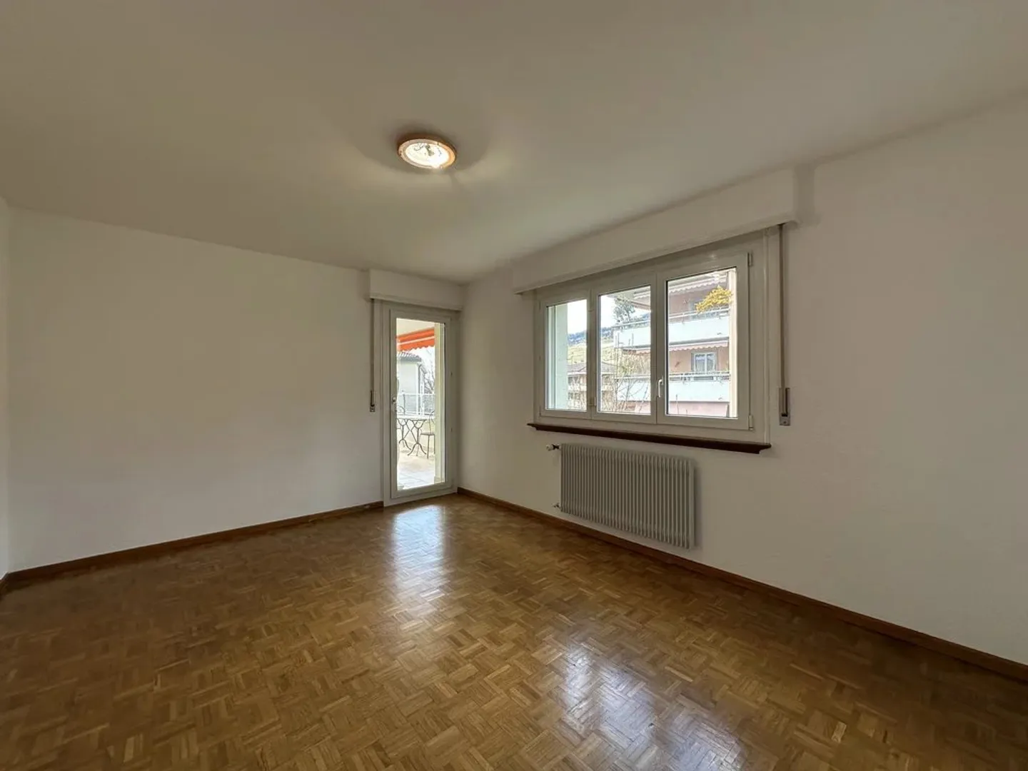 Charmantes Apartment mit Balkon - Foto 8 von 9