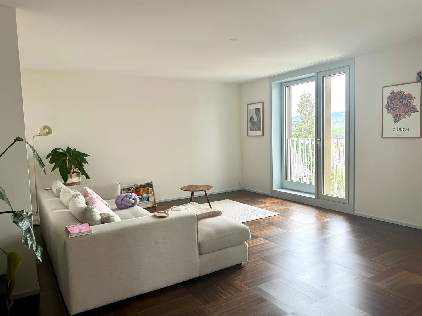 APPARTAMENTO 2½ STANZE A ZURIGO - DISTRETTO 2 WOLLISHOFEN, ARREDATO, TEMPORANEO - Foto 1 di 6