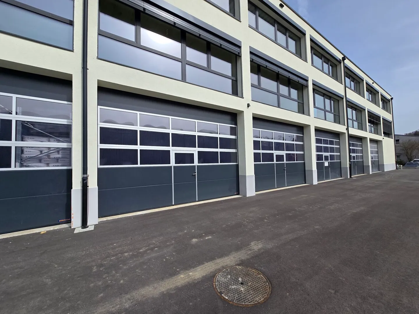 Spazio ufficio in affitto - Foto 2 di 9