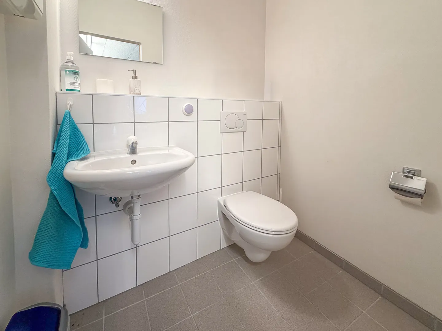 Casa con 2 appartamenti, 1 spazio commerciale e 1 garage a Ste-Croix - Foto 21 di 27
