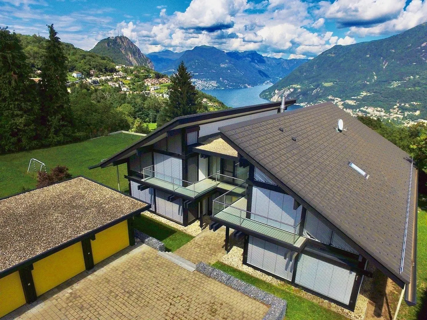 Villa Moderna con Vista - Foto 1 di 21