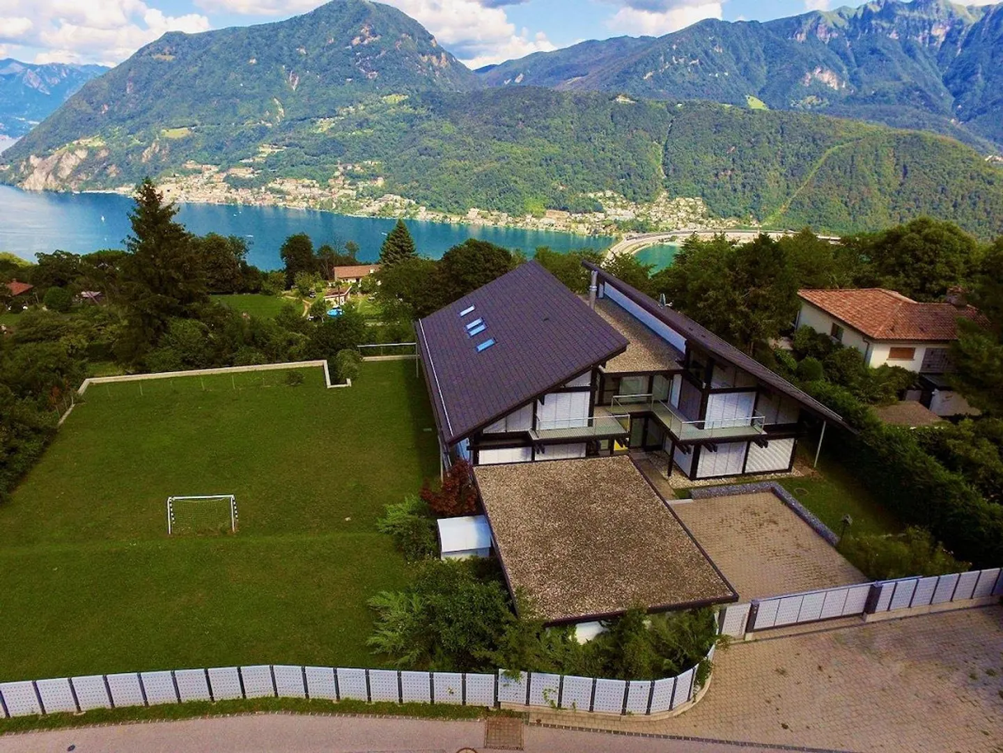 Villa Moderna con Vista - Foto 2 di 21