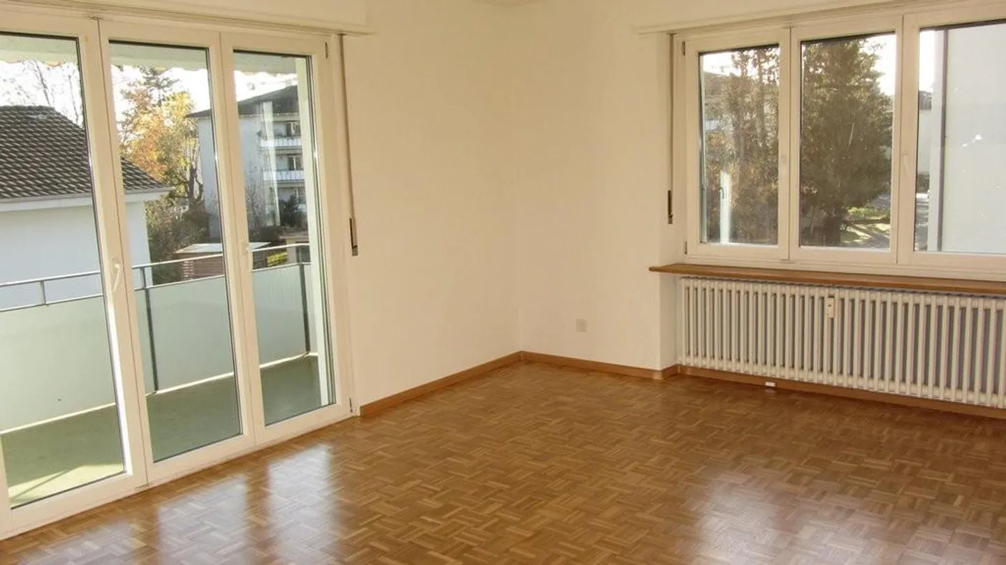 Appartement 3 pièces au 1er étage, Münchenstein - Photo 2 sur 8