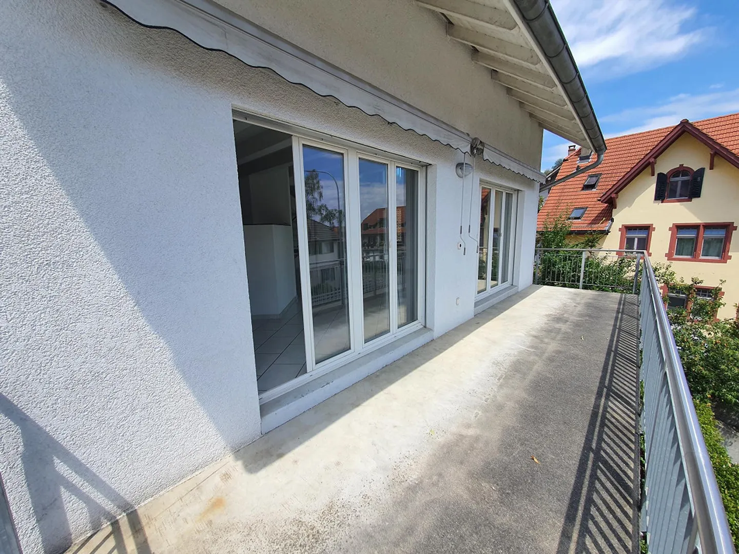 Appartement duplex moderne de 5 1/2 pièces au centre du village - Photo 10 sur 10
