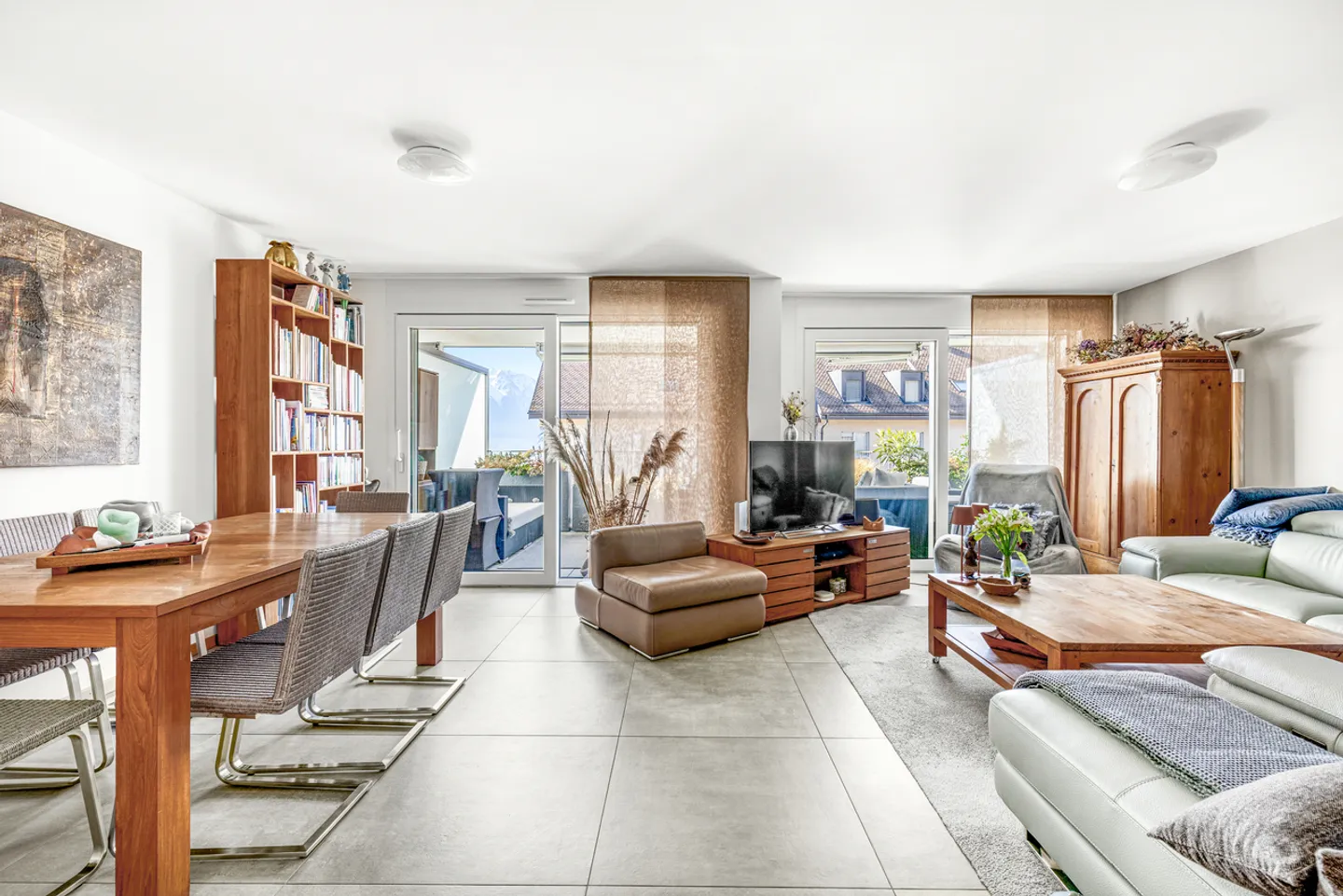 Appartement moderne avec vue sur le lac - Photo 1 sur 13