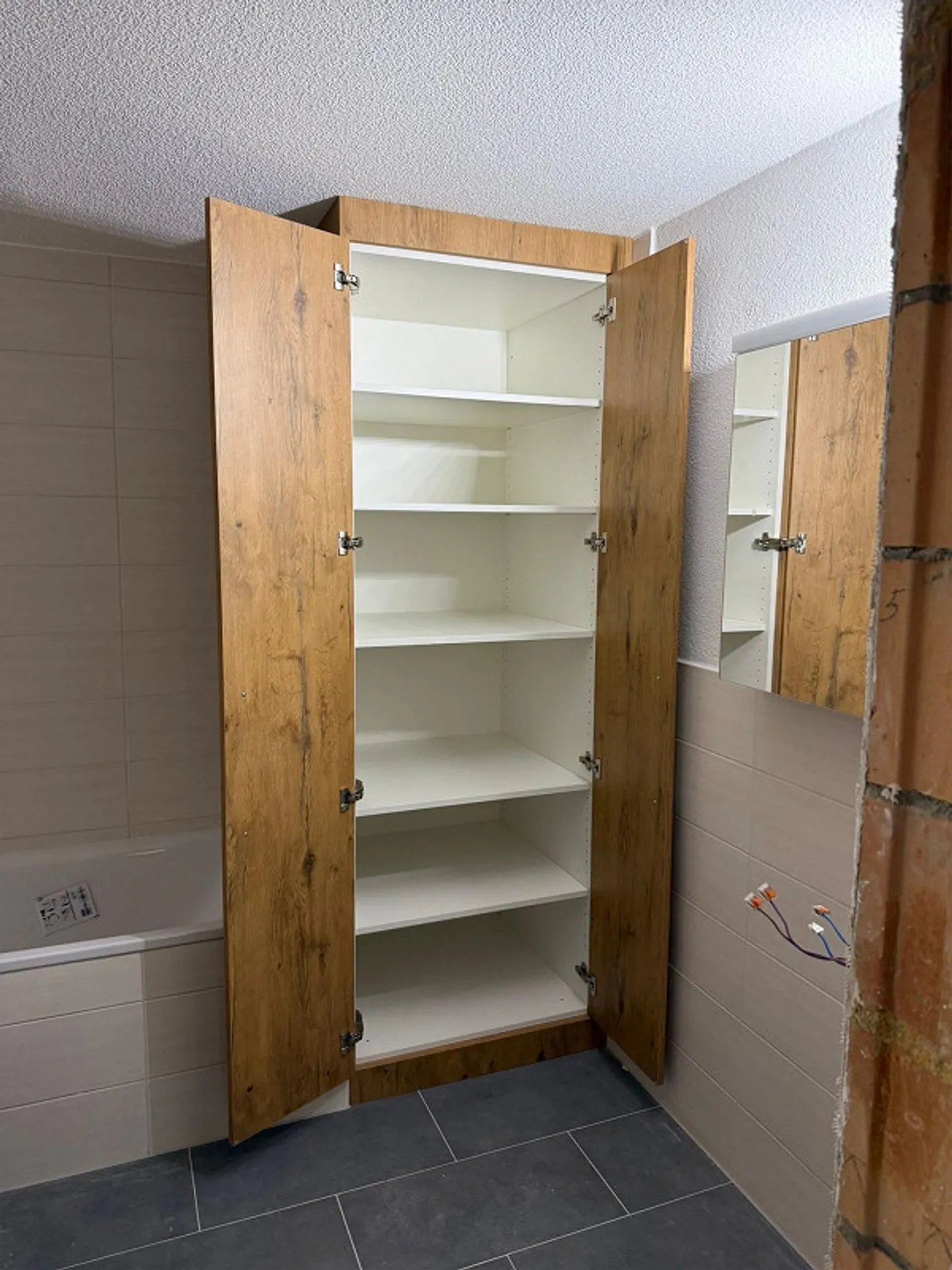 4,5 Zimmerwohnung mit neuen Bäder und neuer Küche 122m2 - Foto 5 von 23