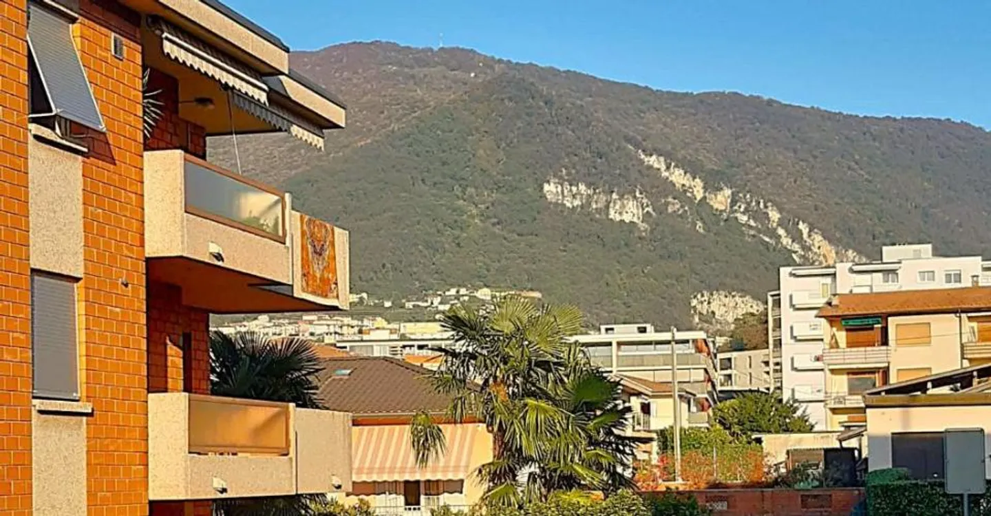 Helles 2,5-Zimmer-Apartment in strategischer Lage in Mendrisio - Foto 1 von 6