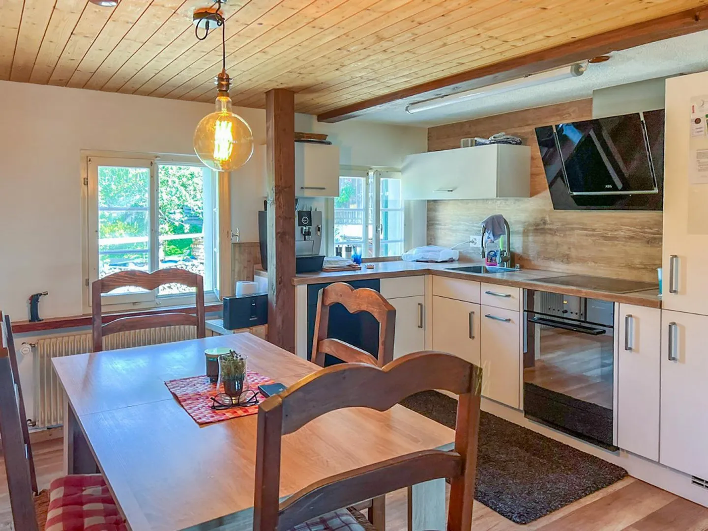 Propriété avec un grand potentiel de rénovation - Photo 5 sur 9