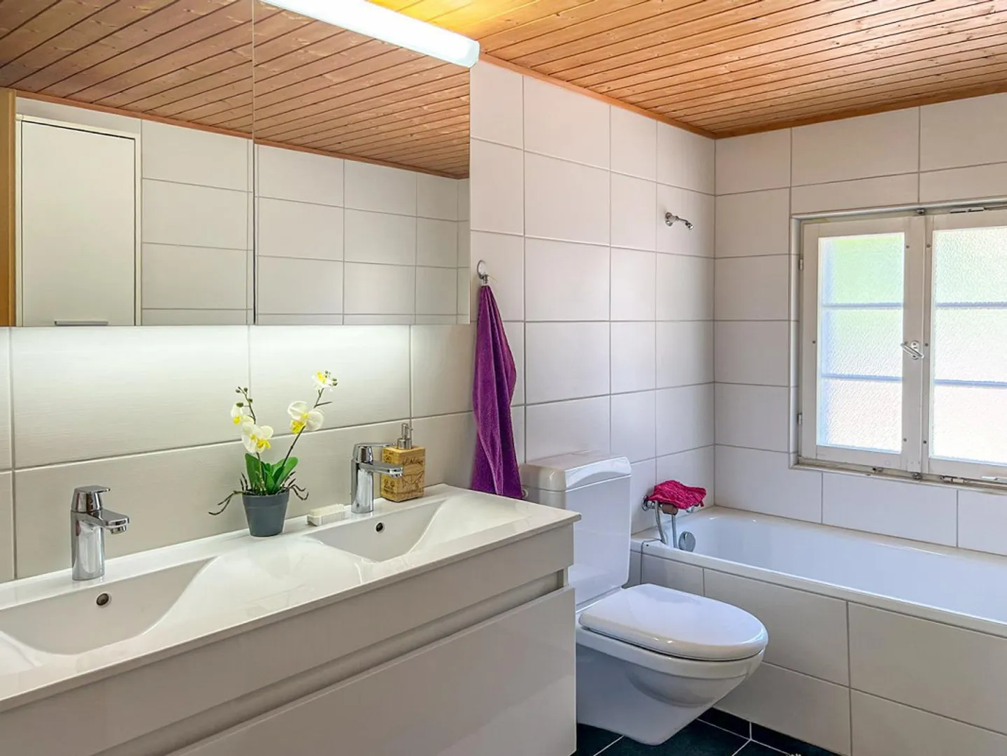 Propriété avec un grand potentiel de rénovation - Photo 6 sur 9