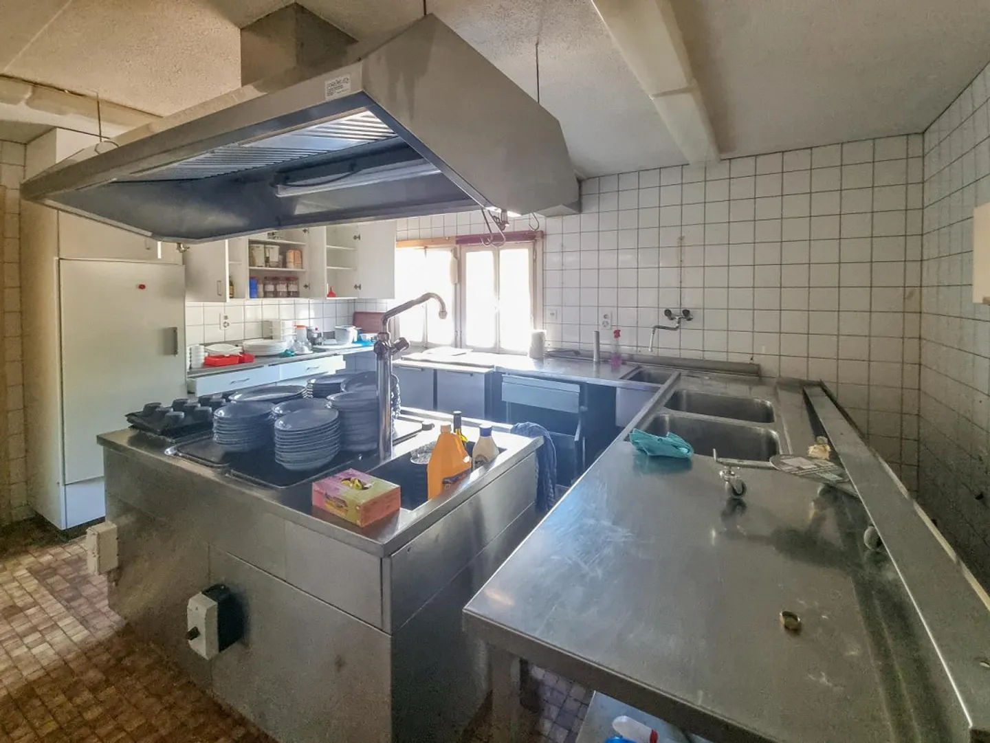 Propriété avec un grand potentiel de rénovation - Photo 8 sur 9