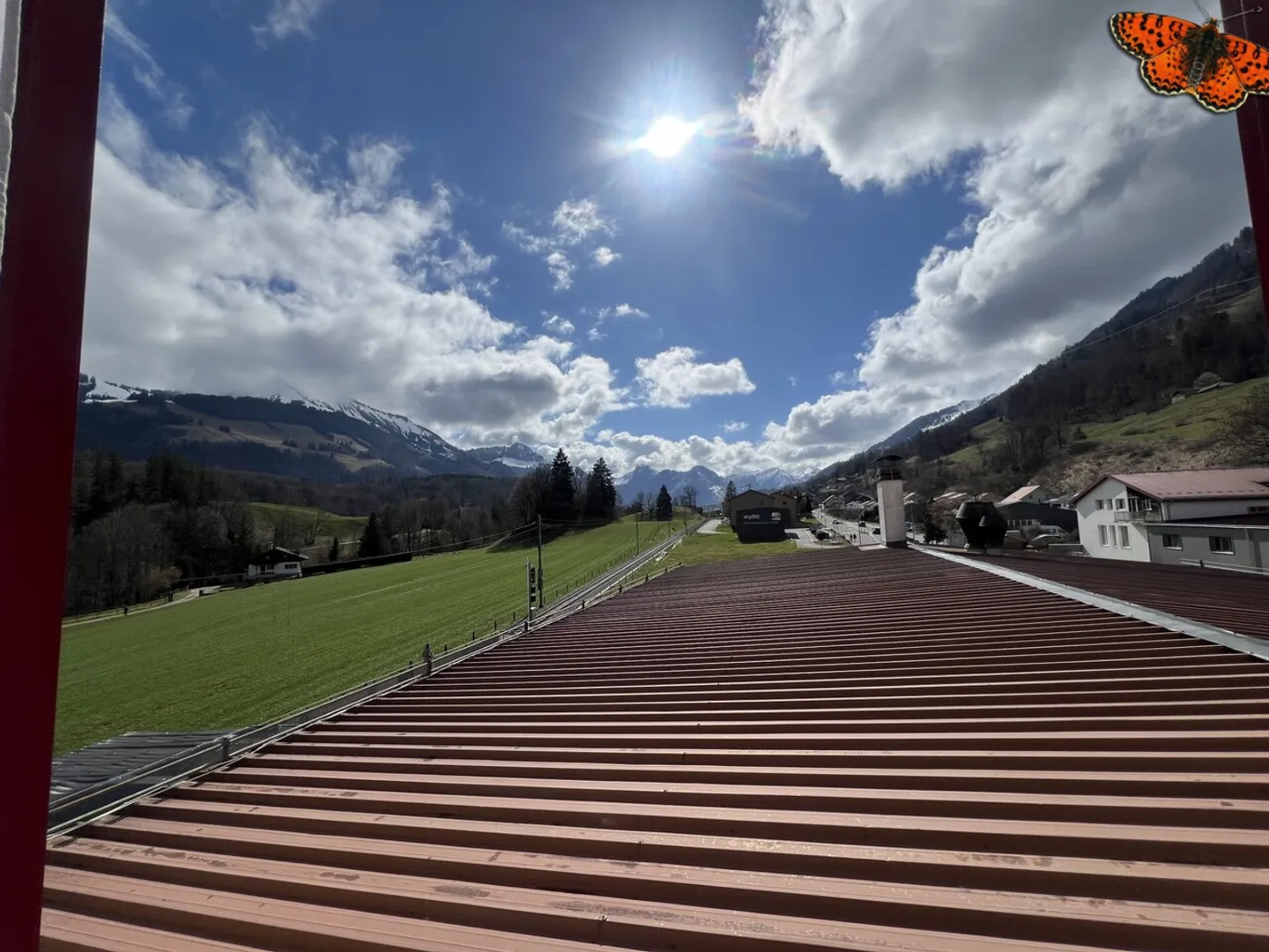 CHIC 2-ROOM APARTMENT - In a village! - Photo 1 of 8