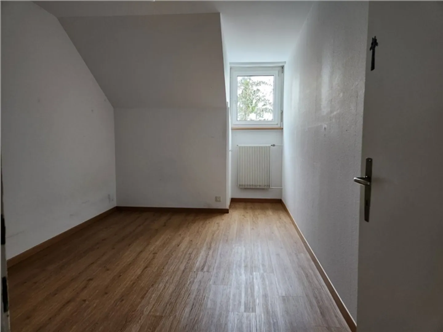 Renovated 5-Room Duplex Apartments at Steinhölzli - Photo 6 of 13