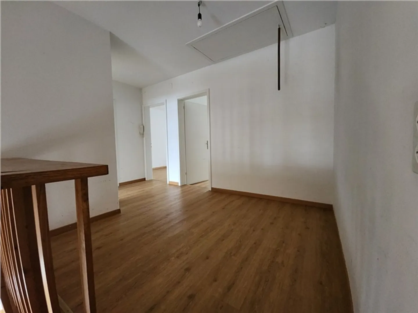 Renovated 5-Room Duplex Apartments at Steinhölzli - Photo 8 of 13