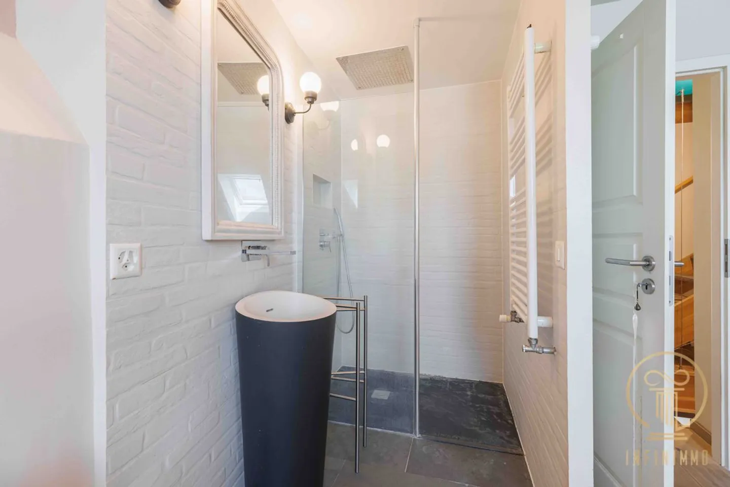 AUBONNE - Magnificent triplex apartment - Photo 11 of 13