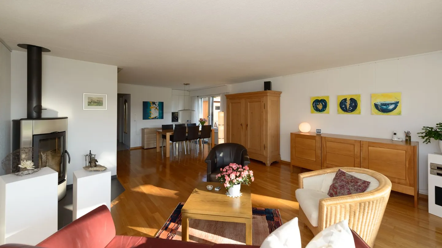 Charming semi-detached house in Bachenbülach - Photo 4 of 8