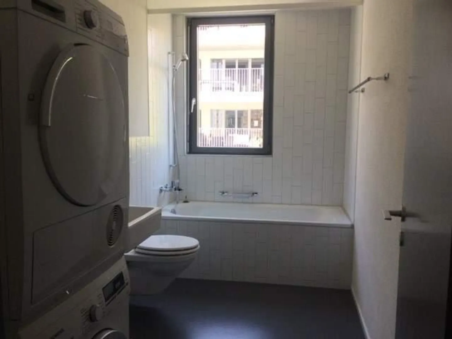 Moderne 2.5-Zimmer-Wohnung im Glattpark - Foto 3 von 4