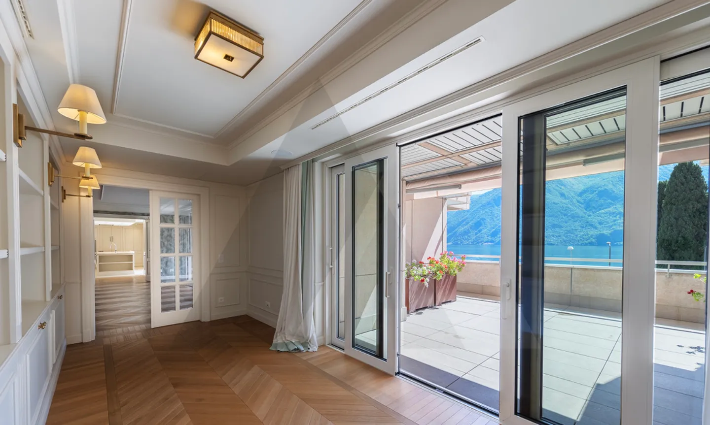 Appartamento di Lusso con Vista Lago - Foto 6 di 18