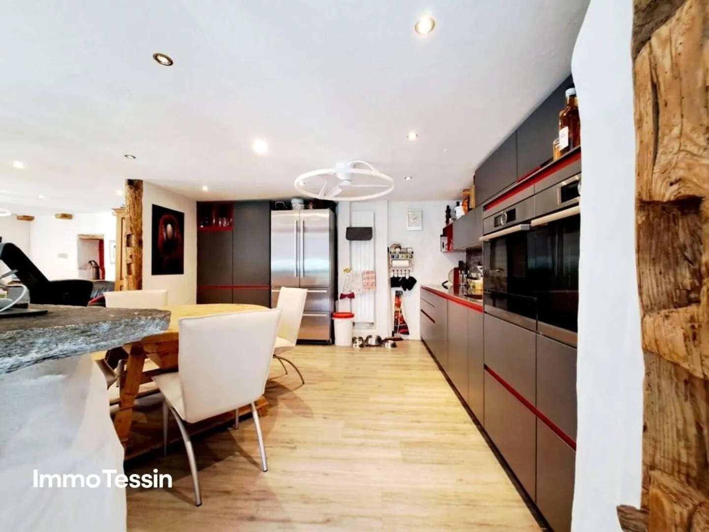 Between Heaven and Centovalli, renovated two-family house with at... - Photo 7 of 13