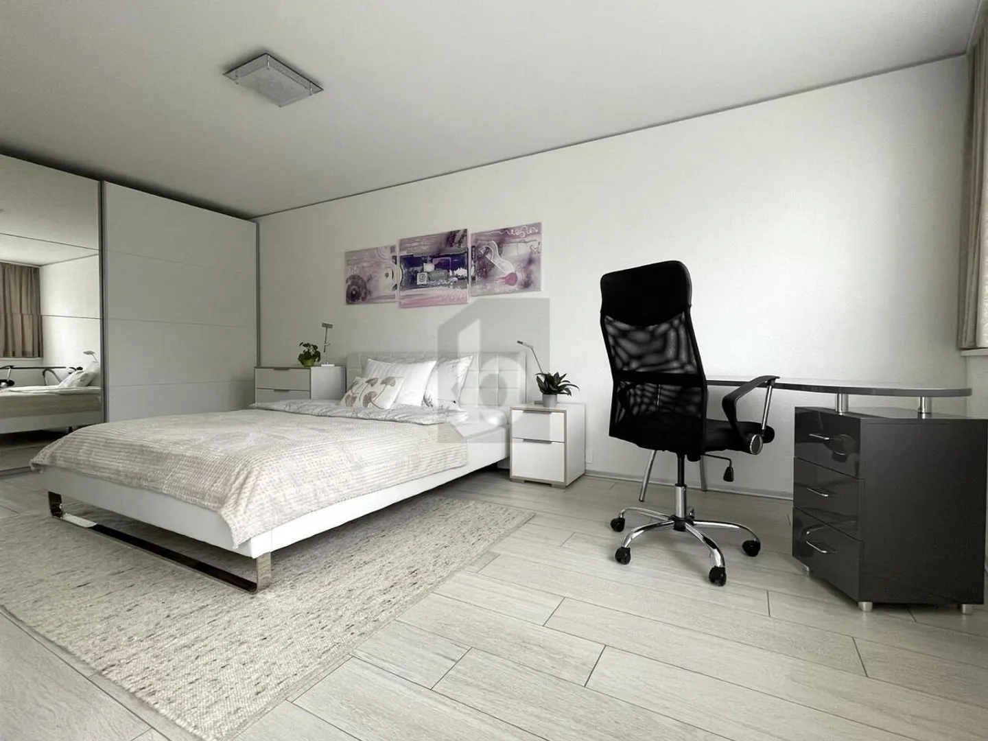 Architektonisches Highlight in zentraler Lage - Foto 5 von 6