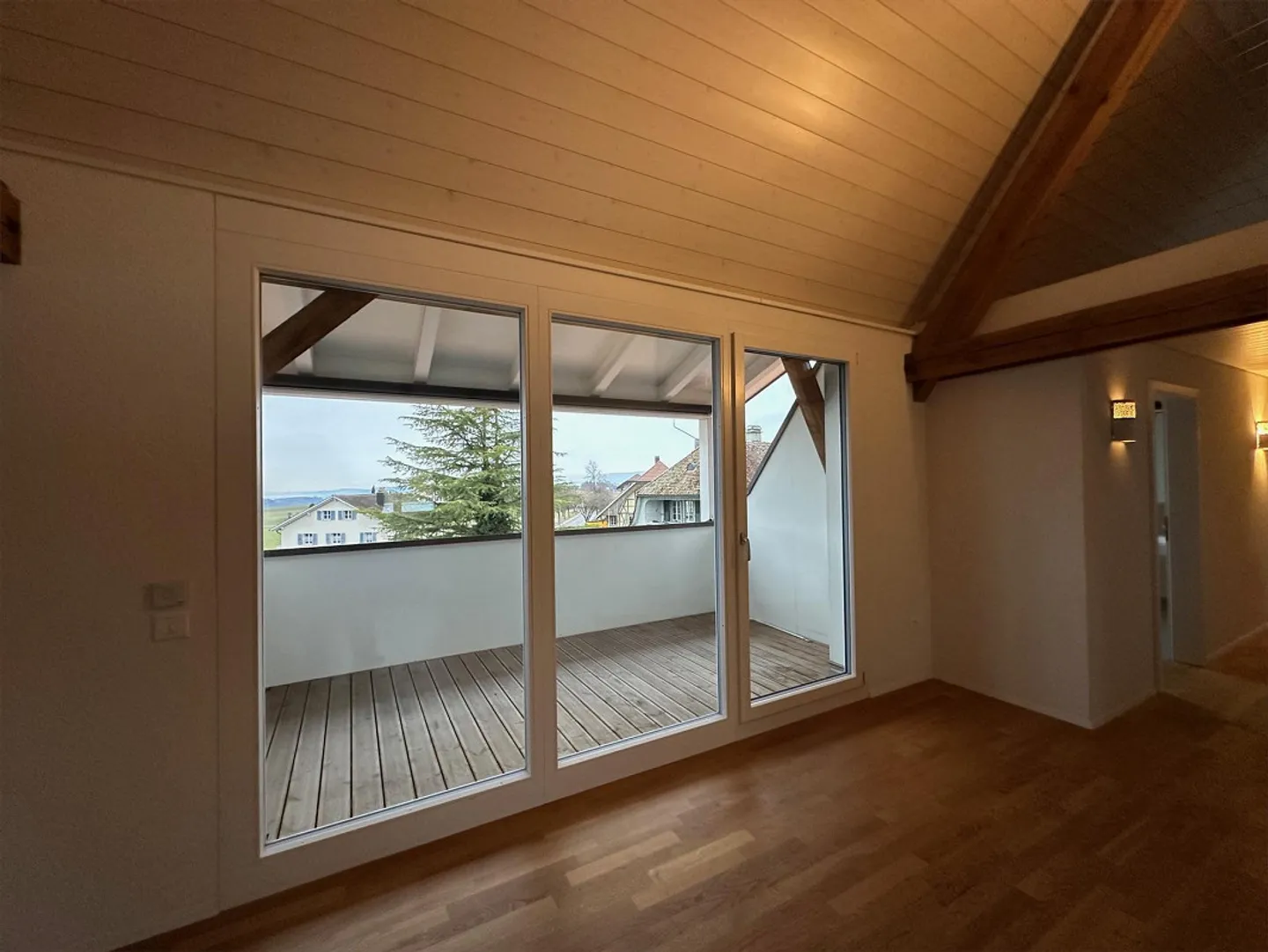 Geräumige 3.5 Zimmer Attique - Foto 8 von 29