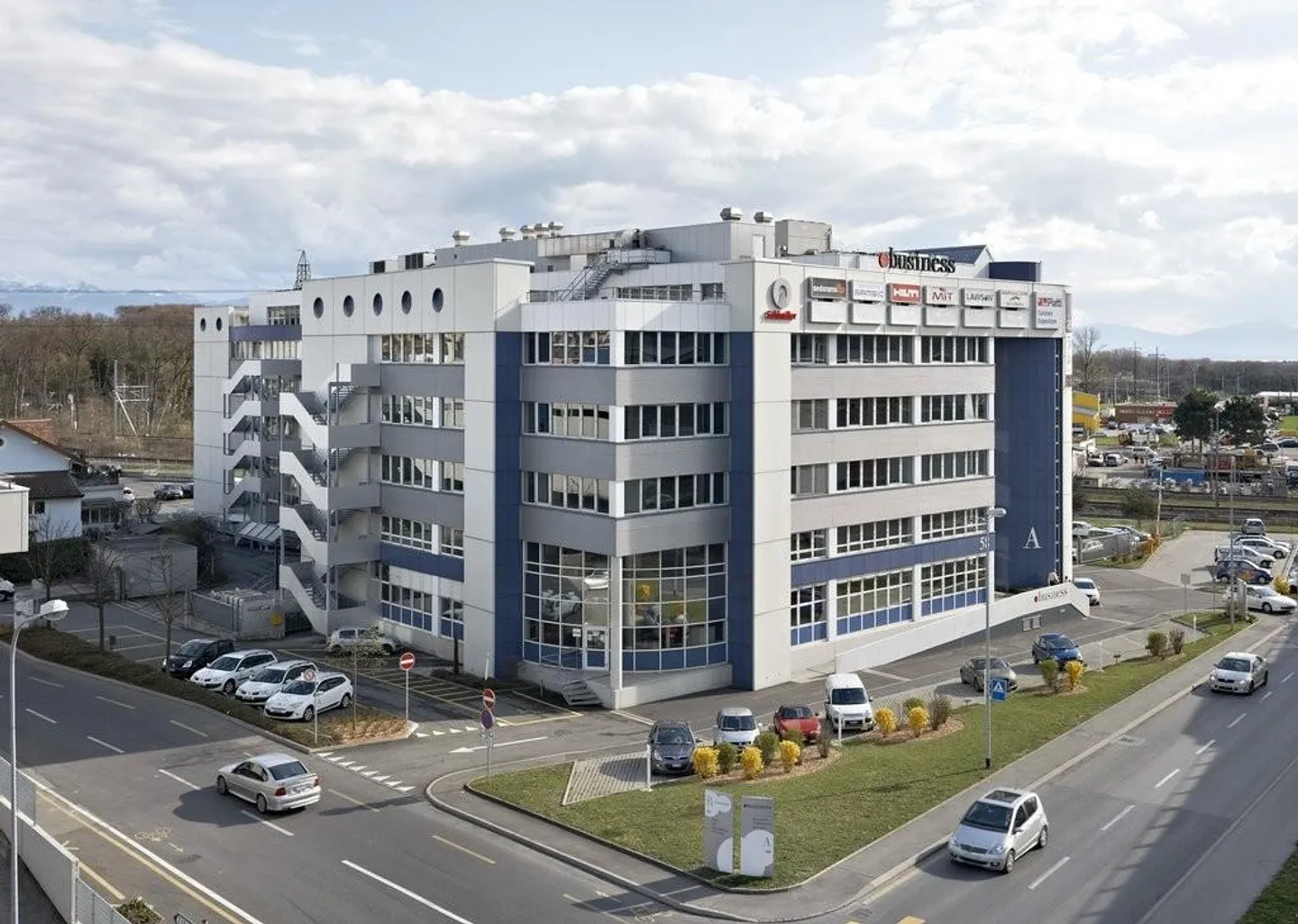 Espace de Bureau Polyvalent A1 - Photo 2 sur 6