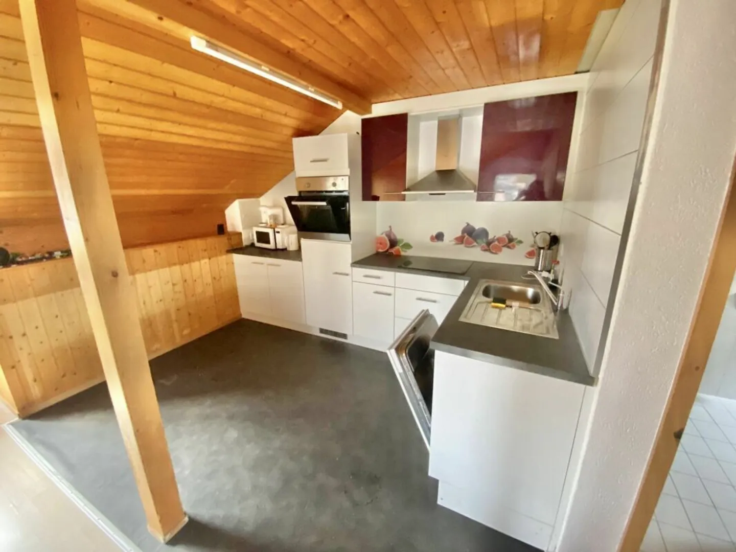 MULTI-FAMILY HOUSE WITH POTENTIAL IN OBERBURG - Photo 4 of 8