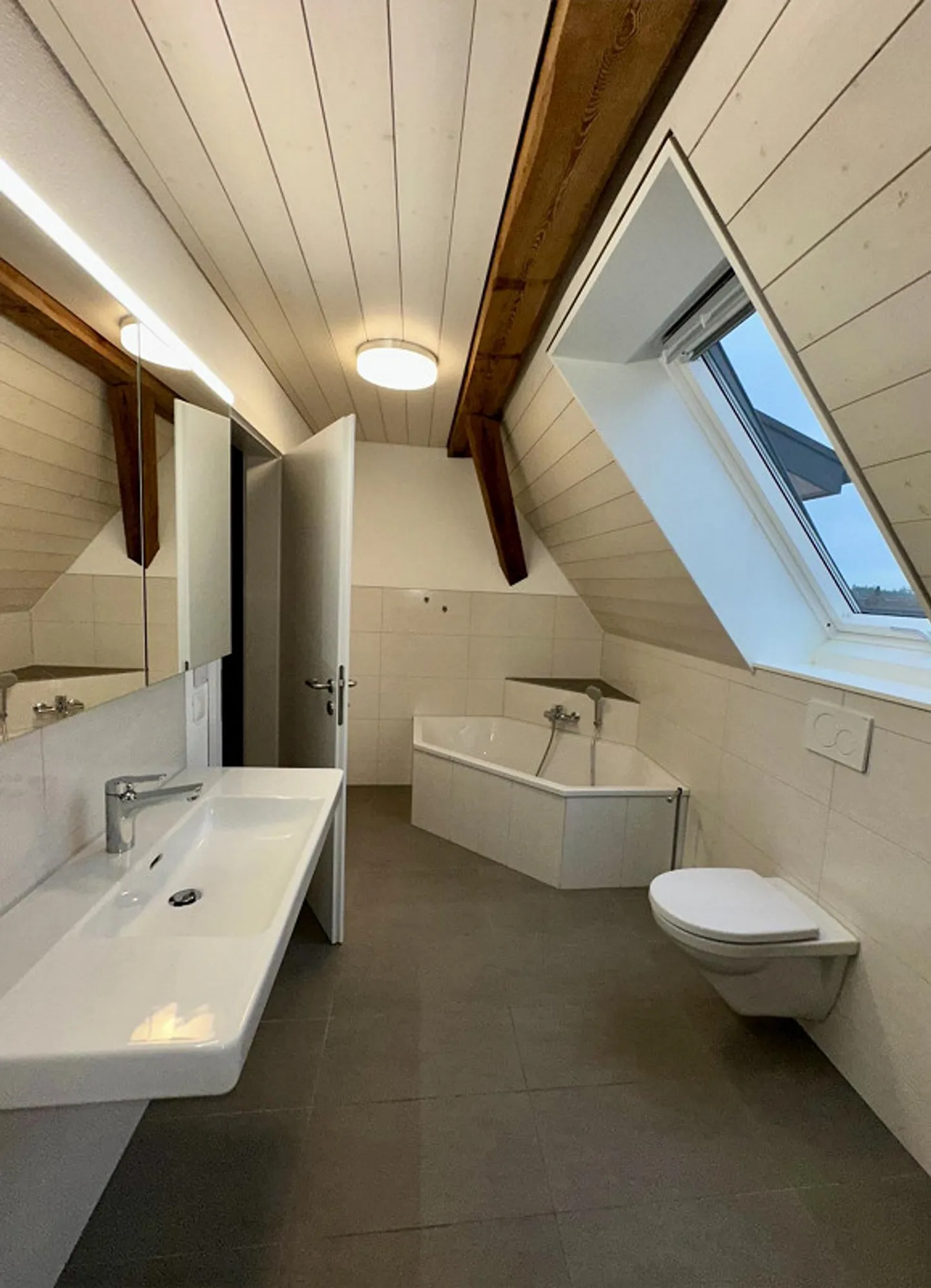 Geräumige 3.5 Zimmer Attique - Foto 11 von 29