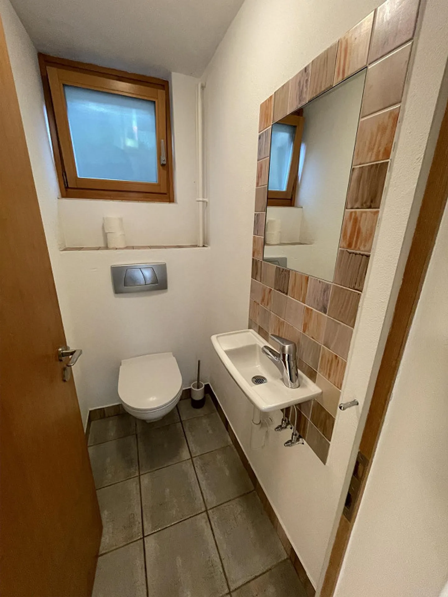 Charmante appartement de 3,5 pièces au rez-de-chaussée avec jardin d'hiver - Photo 8 sur 14