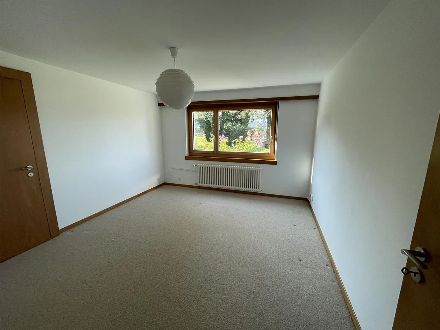 Charmante appartement de 3,5 pièces au rez-de-chaussée avec jardin d'hiver - Photo 10 sur 14