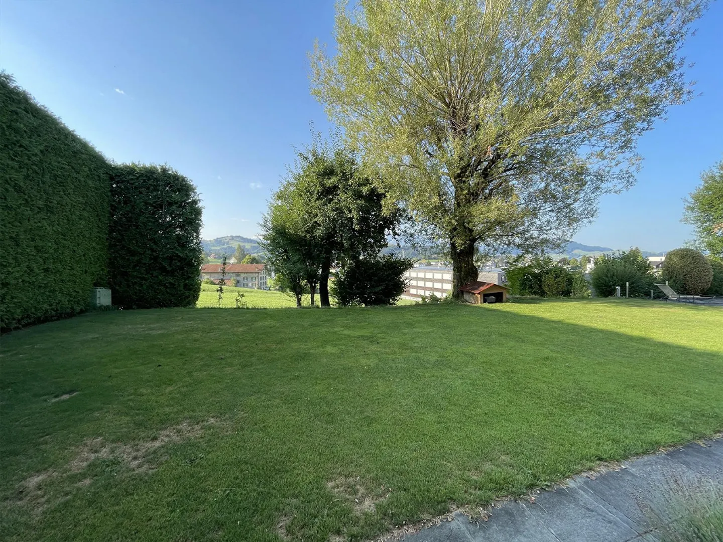 Charmante appartement de 3,5 pièces au rez-de-chaussée avec jardin d'hiver - Photo 13 sur 14