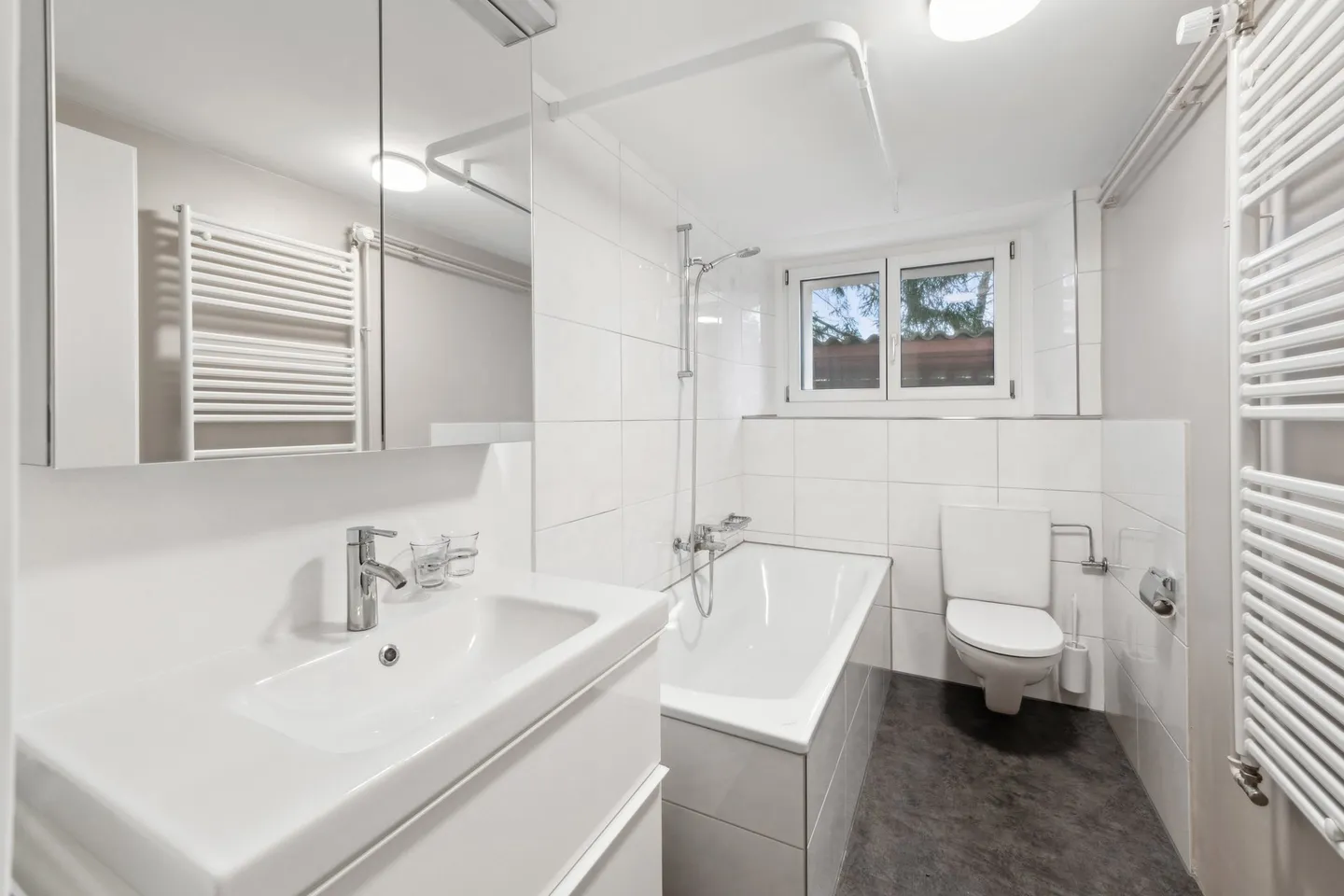 Living with Charm - 5-Room House Part in Rural Idyl - Photo 8 of 9