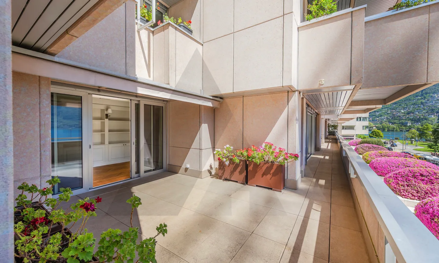 Appartamento di Lusso con Vista Lago - Foto 15 di 18