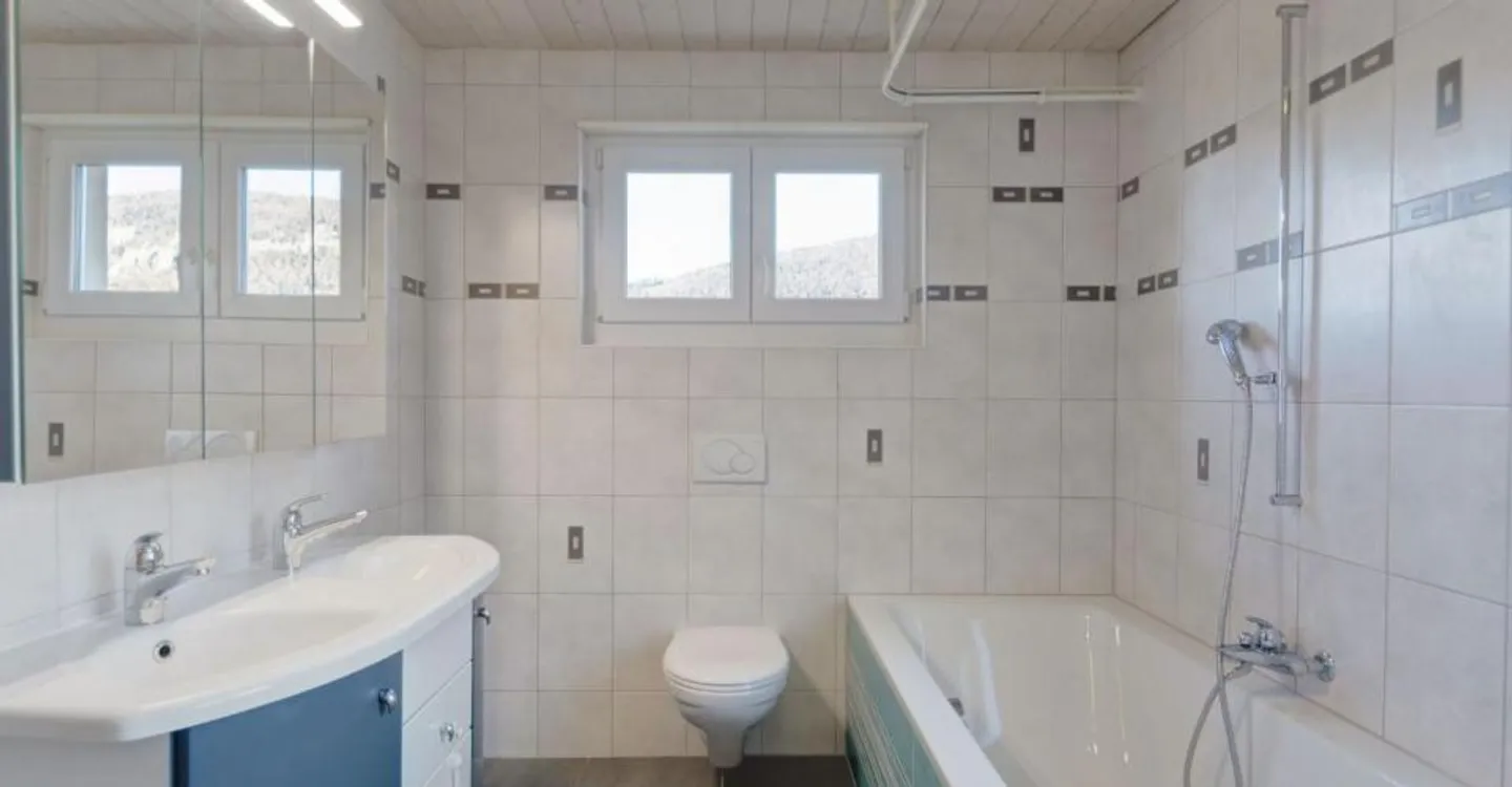 The Pontins, magnificent chalet in the heart of nature with garage - Photo 10 of 13