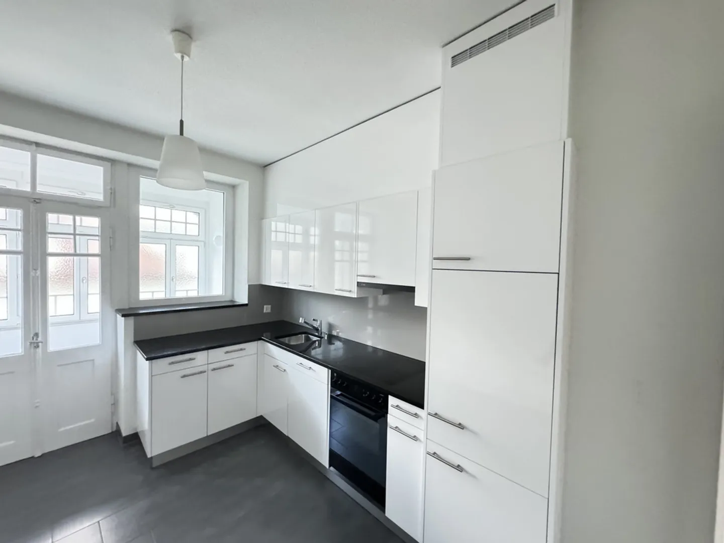 Appartement Charmant au Centre Ville - Photo 5 sur 12
