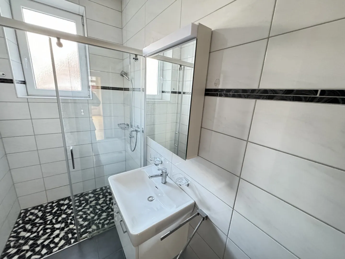 Appartement Charmant au Centre Ville - Photo 7 sur 12