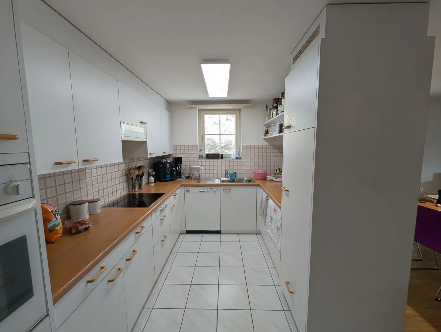 Appartamento spazioso con grande balcone - Foto 3 di 7