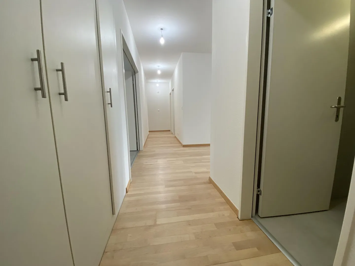 EXKLUSIVITÄT - 5-Zimmer-Wohnung mit 154 m² in Pregny-Chambésy - Foto 8 von 19