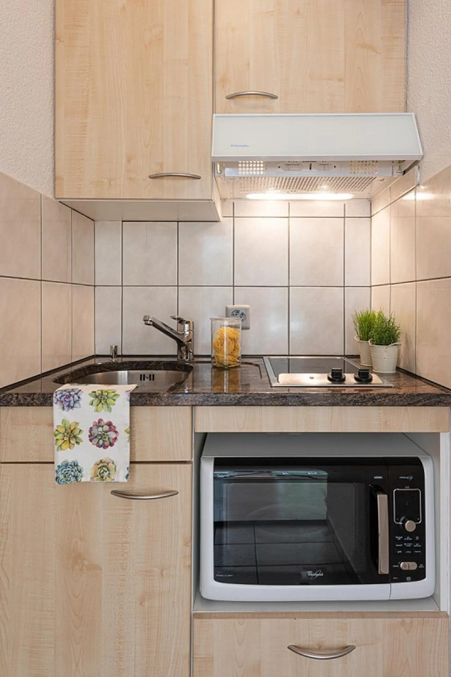 Appartamento accogliente con balcone - Foto 3 di 8