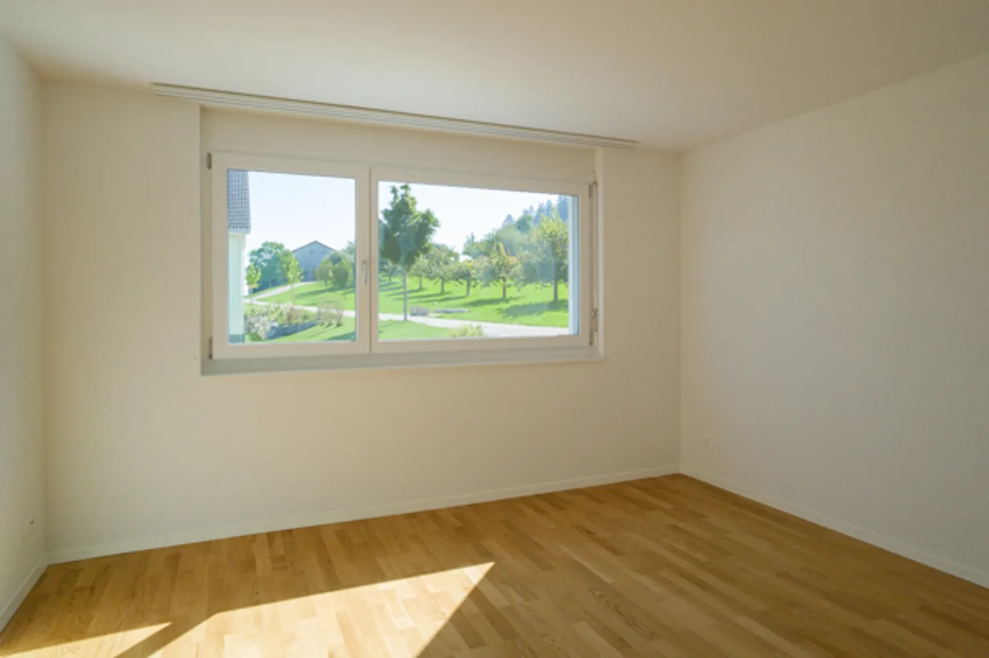 Apartment for rent - Photo 6 of 8