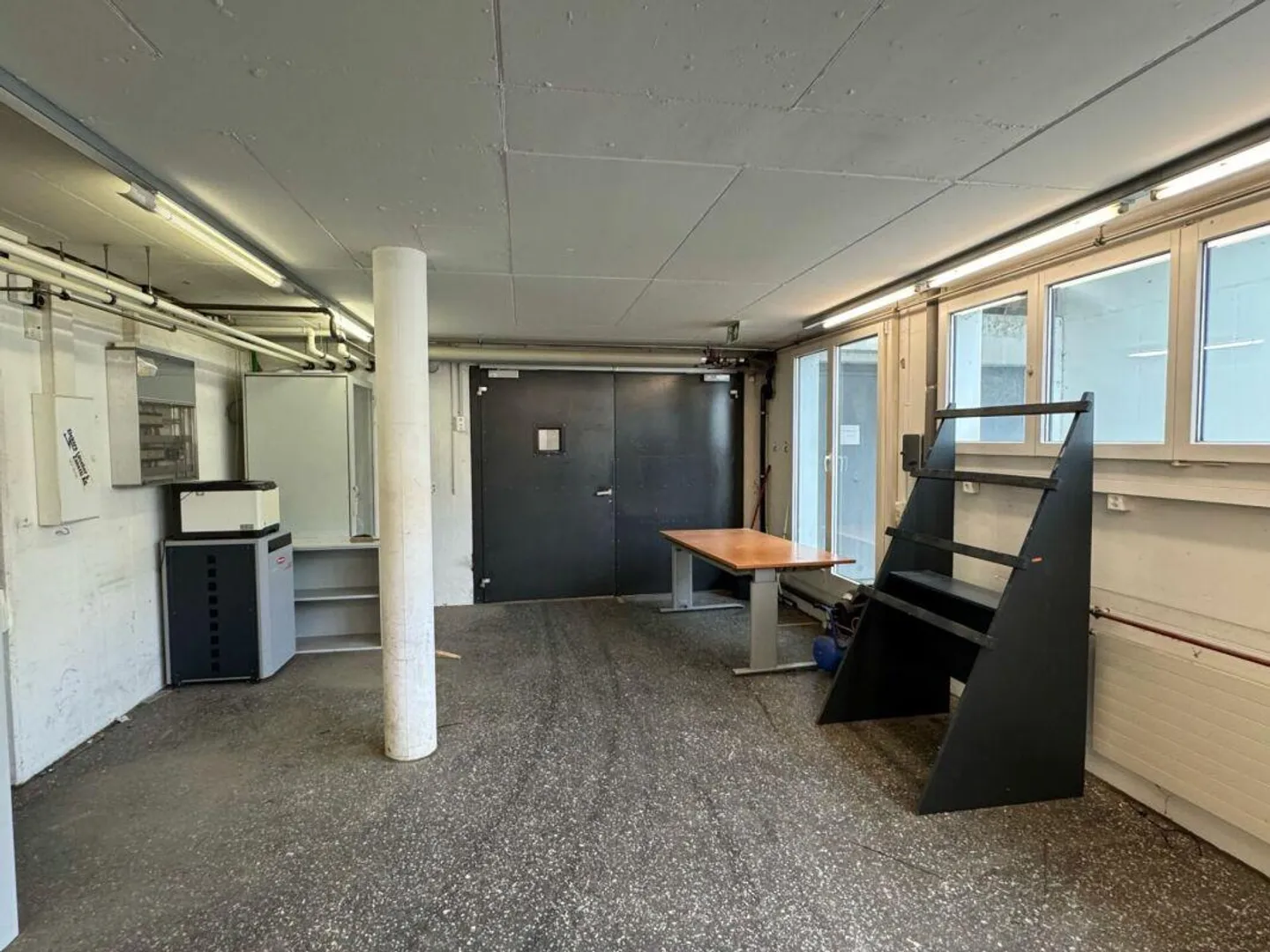 Spazi commerciali, studi, uffici e negozi in affitto in una posizione pubblica attraente - Foto 10 di 14