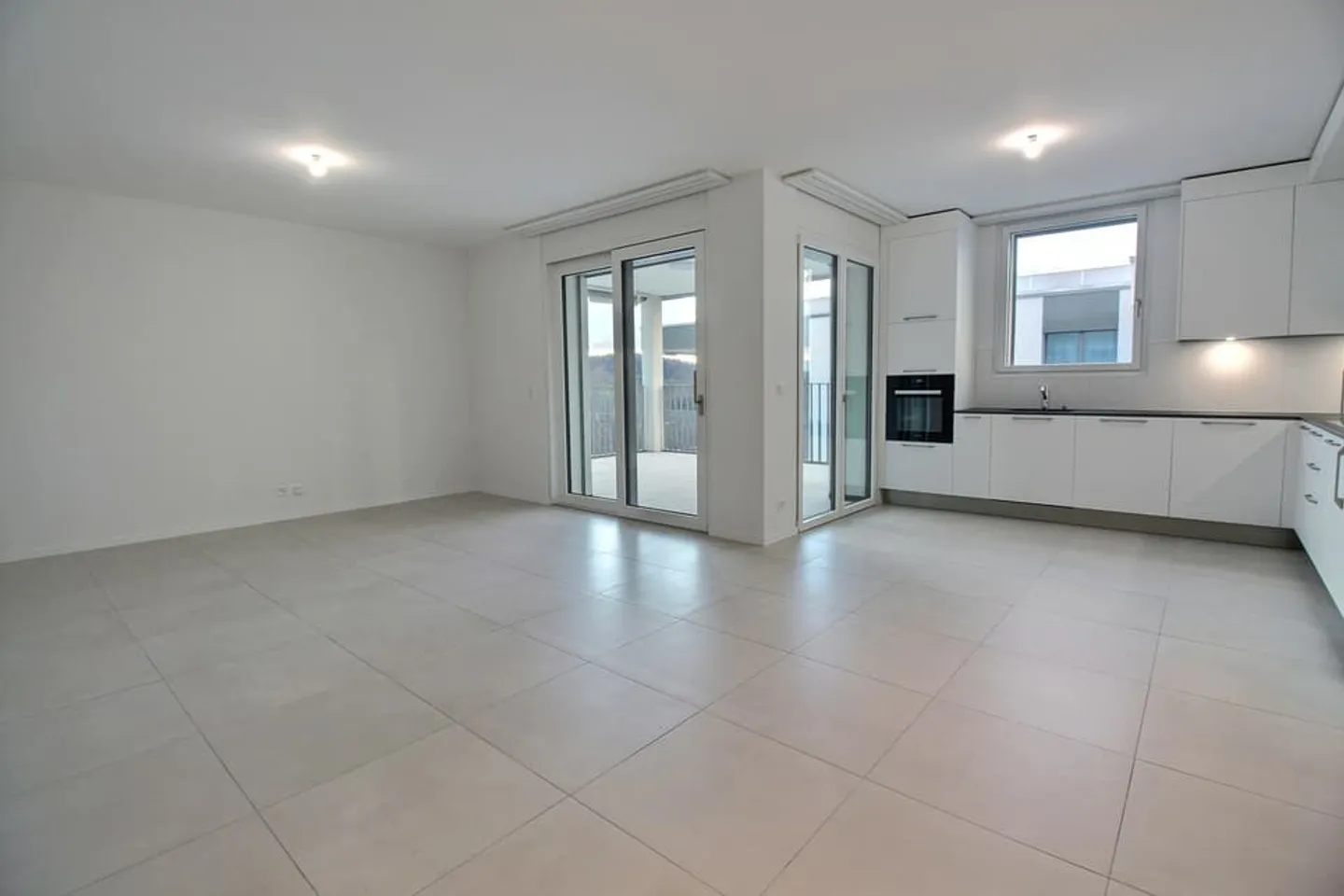 5,5 Zimmer Neubau im 2. Stock! - Foto 1 von 11