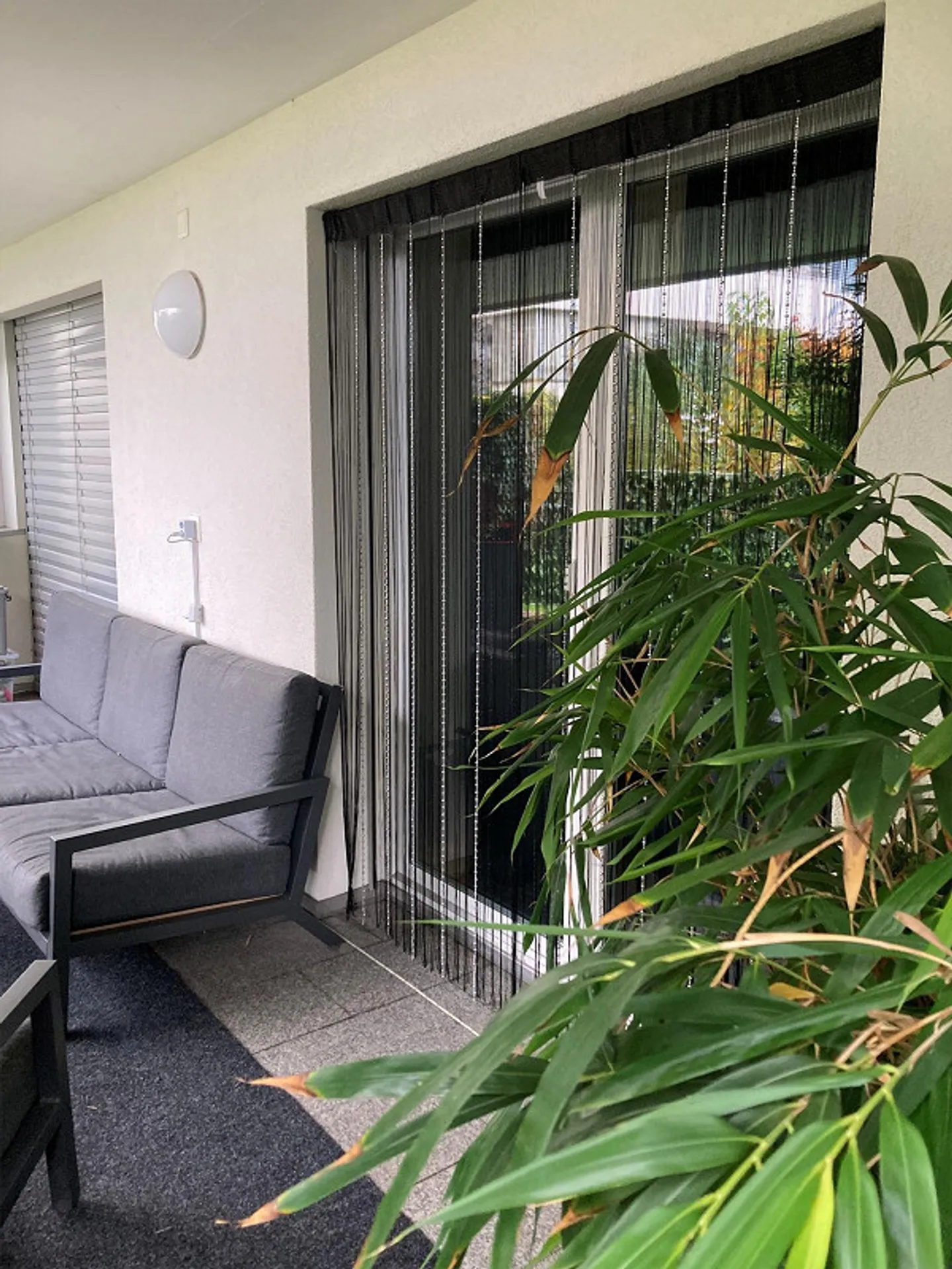 Bellissimo appartamento di 3,5 locali con patio a Schindellegi - Foto 12 di 13