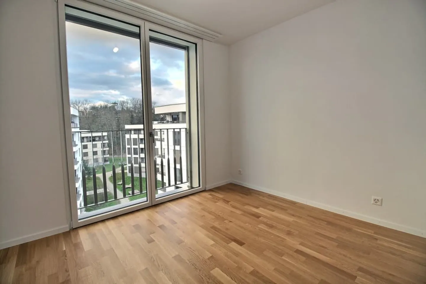 5,5 Zimmer Neubau im 2. Stock! - Foto 9 von 11