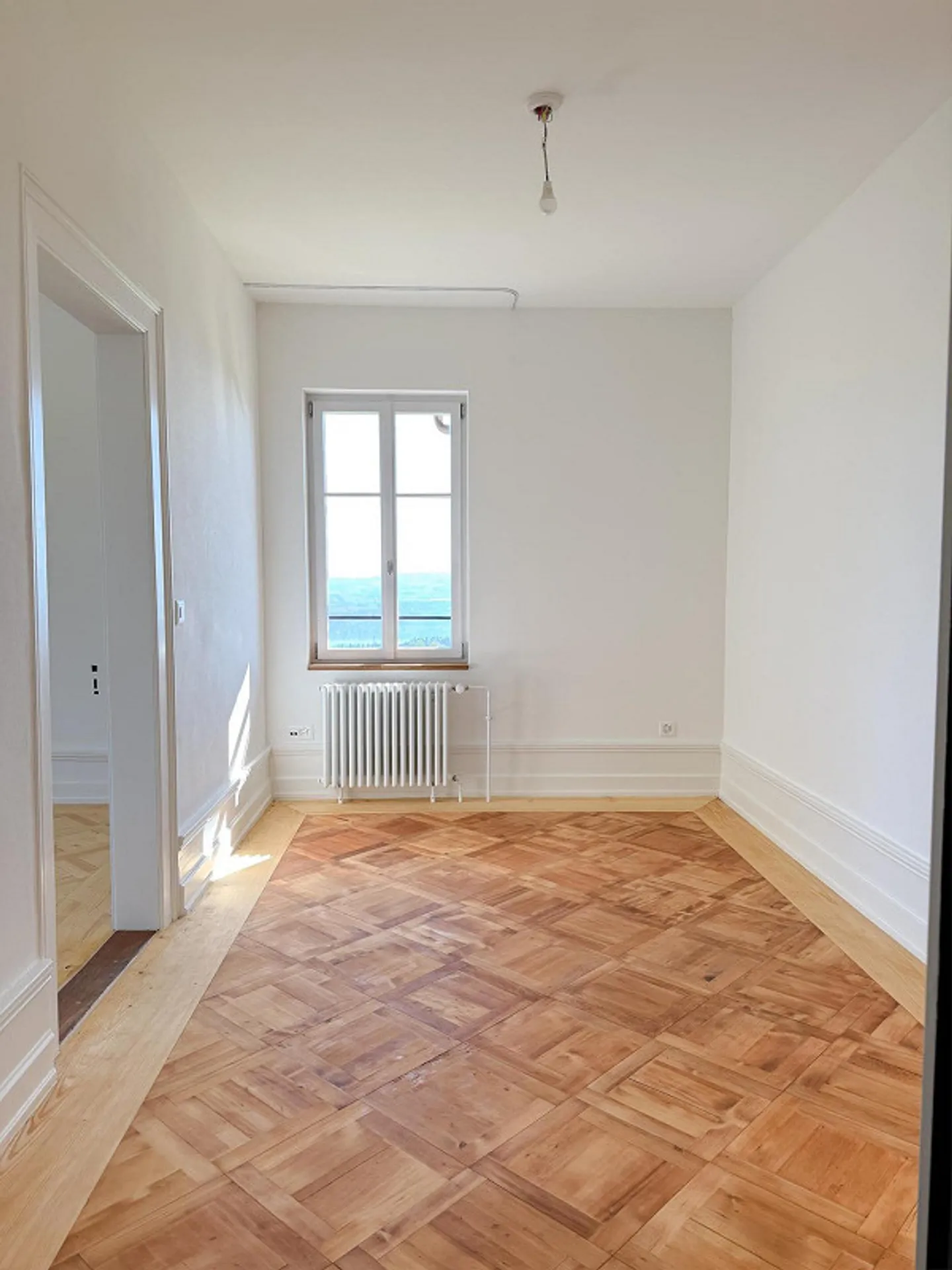 2.5 Zi-Wohnung mit atemberaubender Weitsicht - Photo 6 of 13