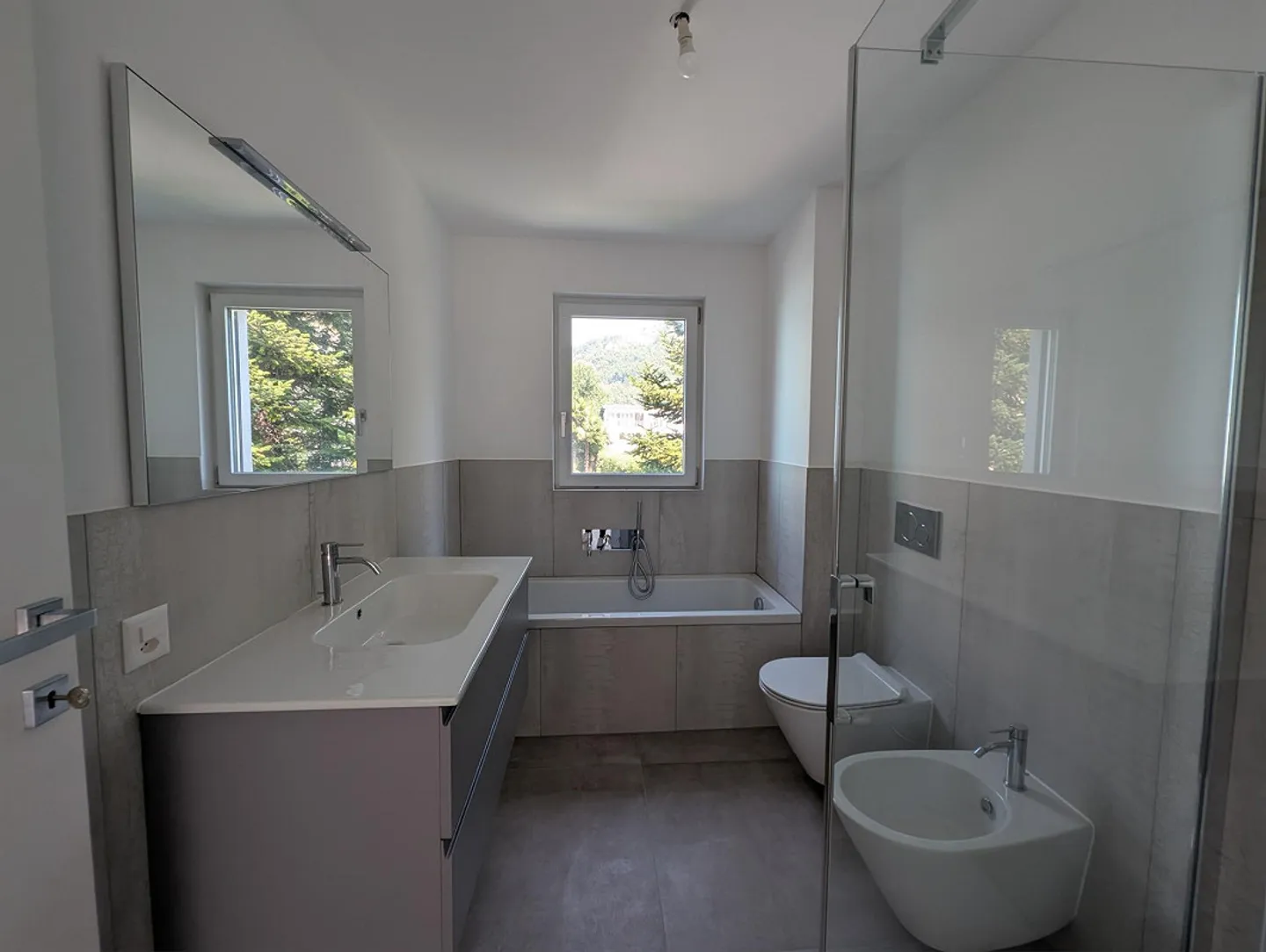 Appartamento Moderno Elegante - Foto 8 di 13